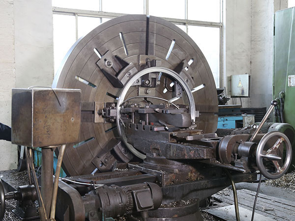 Horizontal Lathe